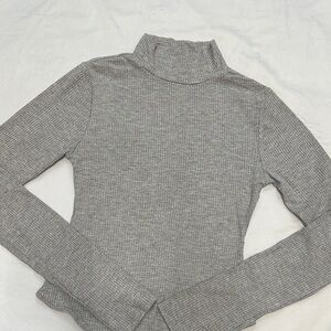 Gray Ribbed Turtleneck Sweater